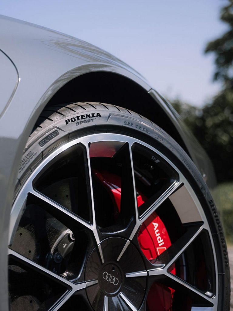  Audi e-trin GT efficiency tires