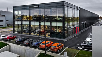 This links opens dealer website in a new tab/window